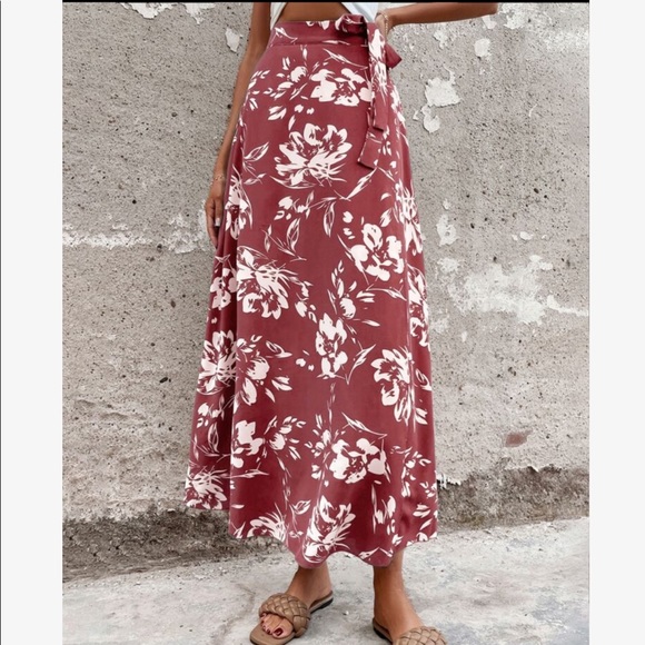 Boho Floral Print Belted Skirt - Picture 10 of 13